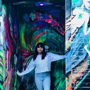 Meet your Posher, Adrianna